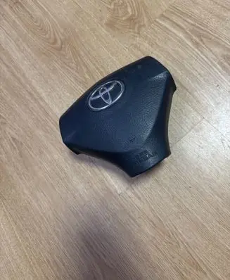 Toyota Corolla Verso AR10 Steering wheel airbag