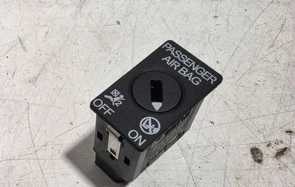 Volkswagen Golf VII Passenger airbag on/off switch 5C5919237 A50616