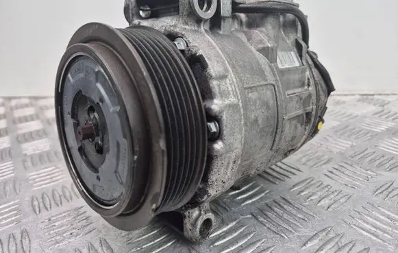 Mercedes-Benz C W203 Air conditioning (A/C) compressor (pump) A0012305611