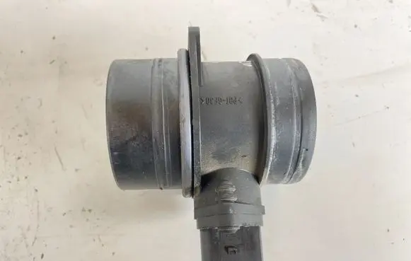 Audi A4 S4 B7 8E 8H Mass air flow meter 0281002461 074906461B