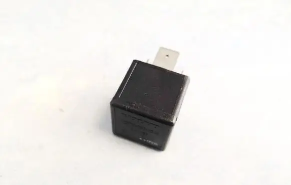 Volvo S60 Other relay 9441158 v23134-j52-x346
