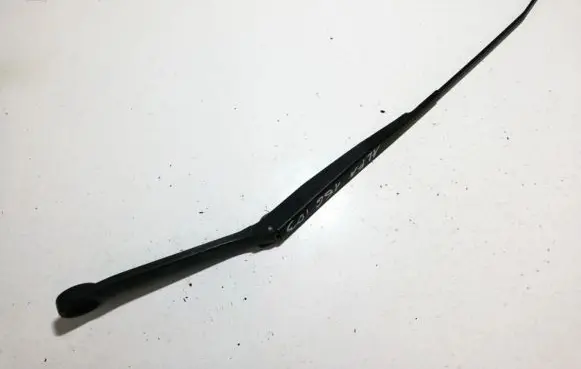 Alfa Romeo 156 Front wiper blade arm