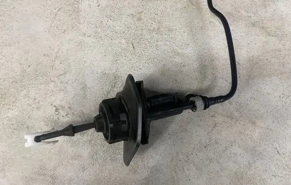 Volvo V50 Clutch master cylinder 3M517A543AE
