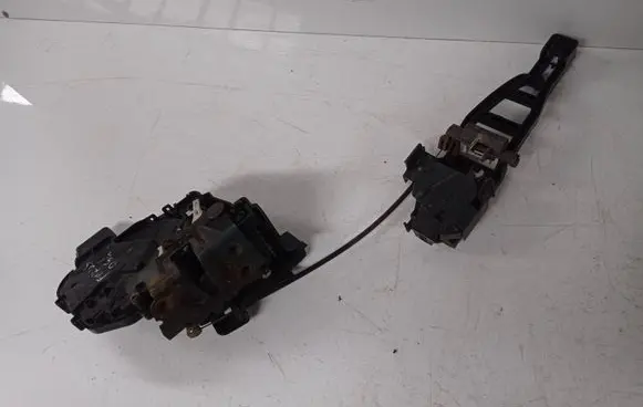 Ford Focus C-MAX Front door lock 3M5AR21812MR