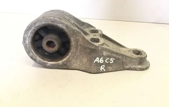 Audi A6 S6 C5 4B Rear axle beam mounts housing 8E0501521M 8E0501522M