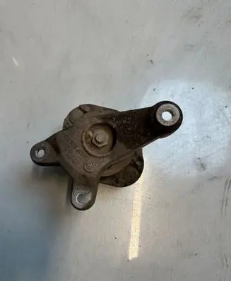 Audi A4 S4 B7 8E 8H Gearbox mounting bracket 8E0399115H