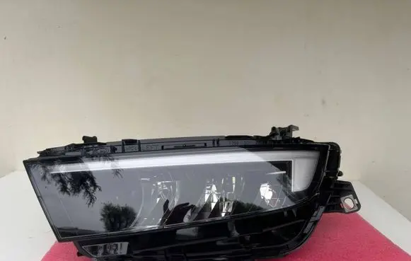 Opel Astra L Headlight/headlamp 1689777380