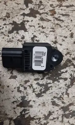 Lexus IS 220D-250-350 Airbag deployment crash/impact sensor 8983102020 0647427591