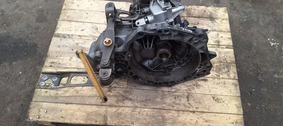 Opel Corsa D Manual 5 speed gearbox 12992510