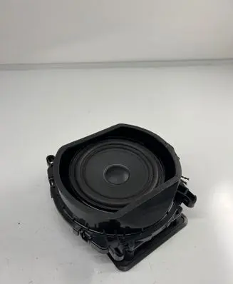 BMW X4 F26 Subwoofer speaker 
