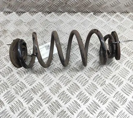 Volvo XC40 Rear coil spring 31658709