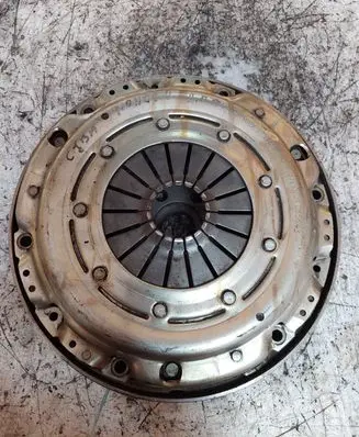 Ford Mondeo Mk III Pressure plate 701695