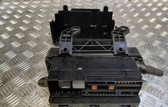 Volvo V40 Fuse module 30659177 21162
