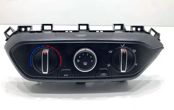 Hyundai i20 (BC3 BI3) Interior fan control switch 97250Q0010