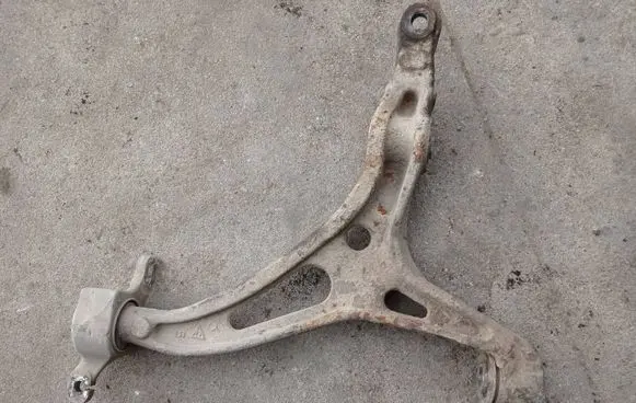 Mercedes-Benz GL X164 Front lower control arm/wishbone