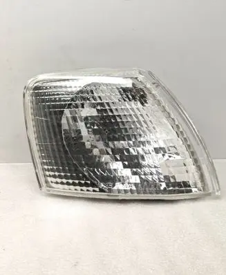Volkswagen PASSAT B5 Front indicator light 185103B
