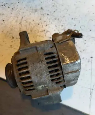 Suzuki Grand Vitara I Generator/alternator 3140077E10