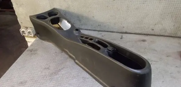 Nissan Note (E12) Center console 