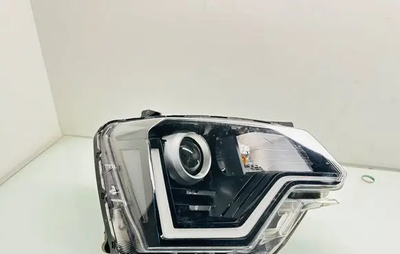 KIA Niro Headlight/headlamp A5241005