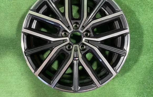 BMW X1 U11 R18 alloy rim 6891179