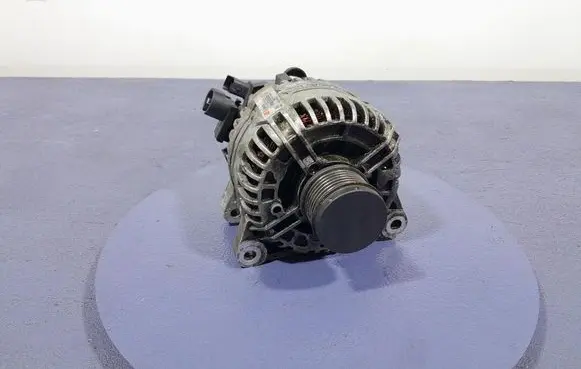 Peugeot 807 Generator/alternator A0142