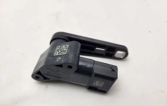 BMW X4 G02 Headlight/headlamp level sensor 37146895466 6895466