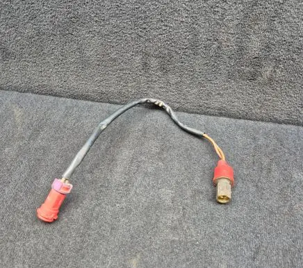 Audi A6 S6 C4 4A Air conditioning (A/C) pressure sensor 8A0959482AA 813971956