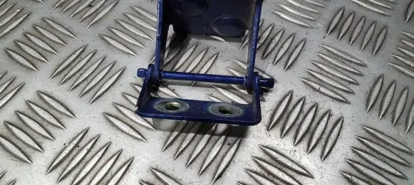 Ford Focus Tailgate/trunk/boot hinge am51u42900ae am51-u42900-ae