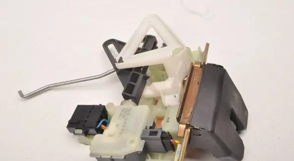 Volvo XC70 Tailgate lock latch 30716331