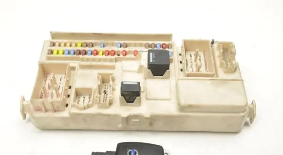 Volvo S40 Fuse box set 31254903