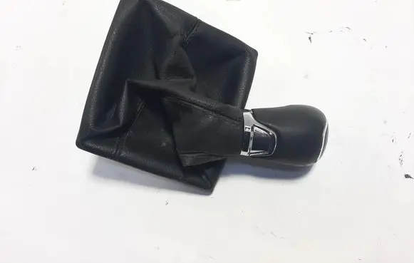 Skoda Superb B8 (3V) Gear lever shifter trim leather/knob