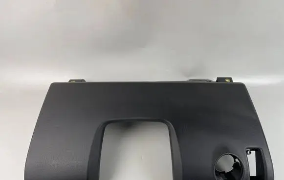 Dashboard lower bottom trim panel