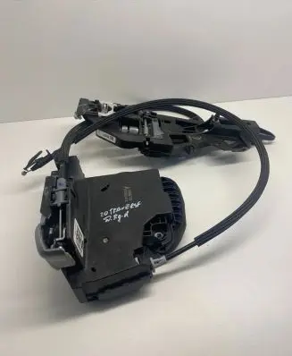 Chevrolet Traverse II Rear door lock 13533605 46082100 13546567