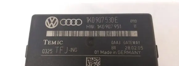 Volkswagen Touran I Gateway control module 1K0907530E 1K0907951