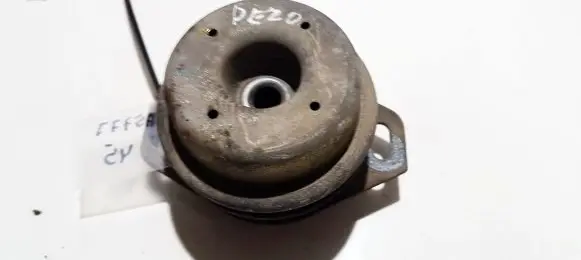 Peugeot 607 Engine mount bracket