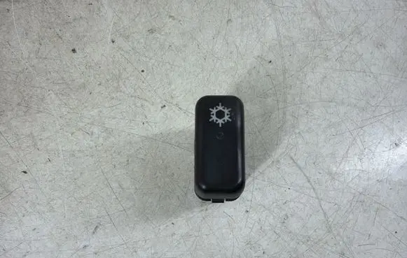 Mercedes-Benz Vito Viano W638 Air conditioning (A/C) switch 0045451607
