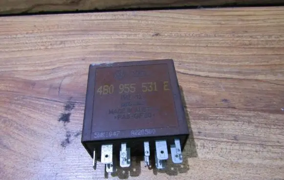 Audi A4 S4 B5 8D Other relay 4b0955531e 603