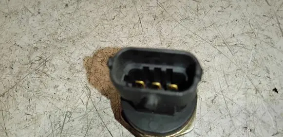 Fuel pressure sensor