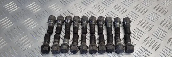Mercedes-Benz E W211 Nuts/bolts 
