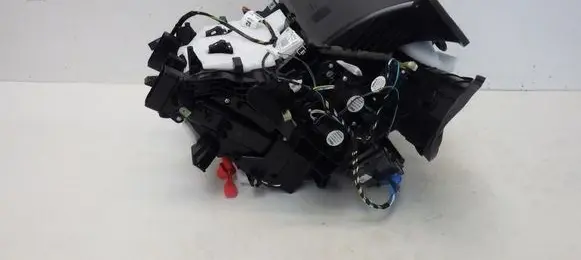 Opel Crossland X Interior heater climate box assembly YP00000280