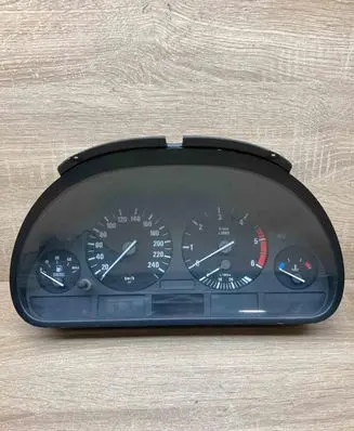 BMW 5 E39 Speedometer (instrument cluster) 6907018 110008735 USED