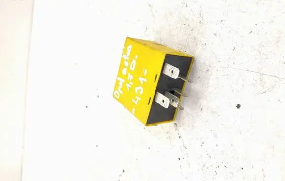 Opel Vectra C Cruise control relay 09134880 50206001