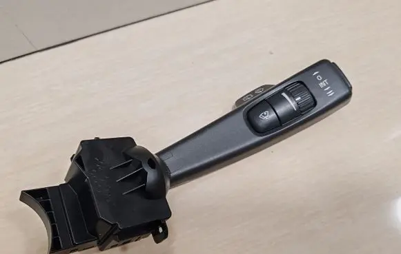 Volvo V50 Wiper control stalk 17D770