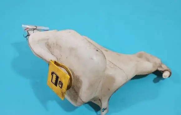Jeep Compass Coolant expansion tank/reservoir 05058156A IMPRK1361795