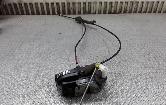 Nissan Note (E11) Front door lock