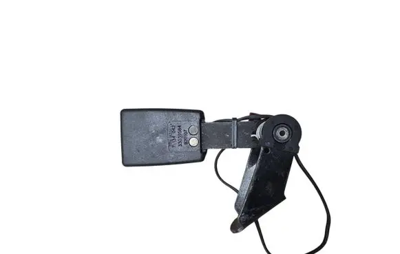BMW 7 E65 E66 Rear seatbelt buckle 7134042