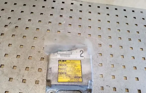 Toyota RAV 4 (XA20) Airbag control unit/module 8917042090
