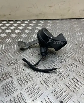 Volkswagen Jetta VI Horn signal
