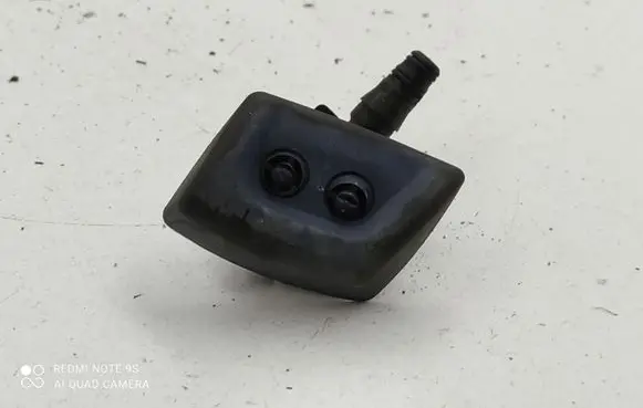 Land Rover Discovery 3 - LR3 Headlight washer spray nozzle 21726