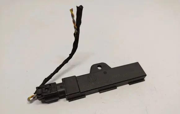 Interior comfort aerial antenna